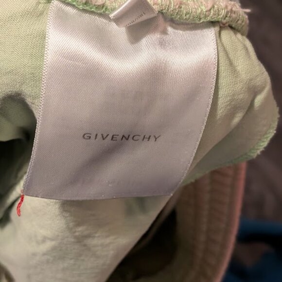 GIVENCHY Two Tone Color Shorts - Picture 4 of 9